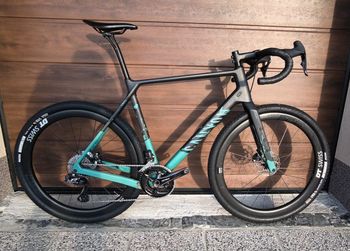 Used Canyon Grizl CF SLX 8 Di2 2023 2023 Road & Gravel