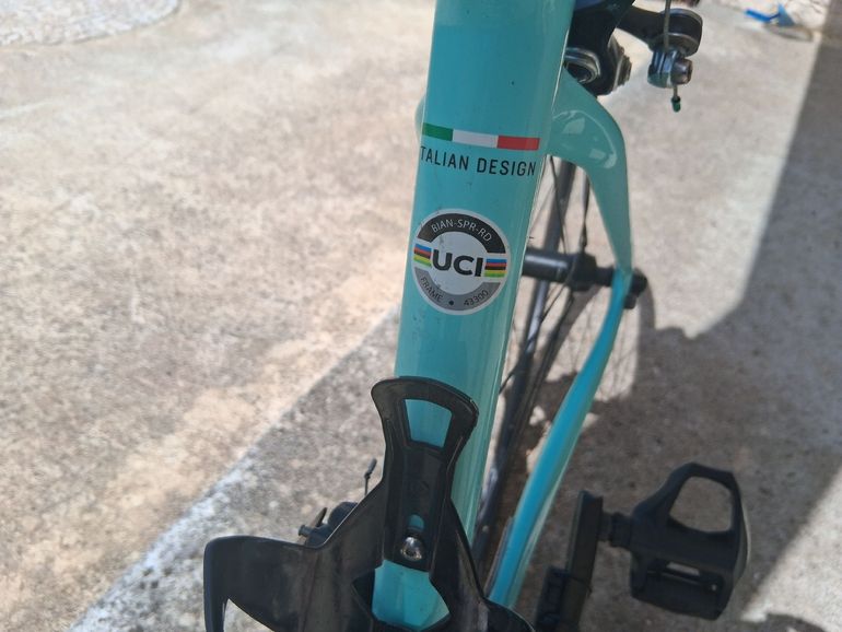 Used Bianchi Sprint - 105 2022 2022 Road & Gravel, Blue — image 4 of 4