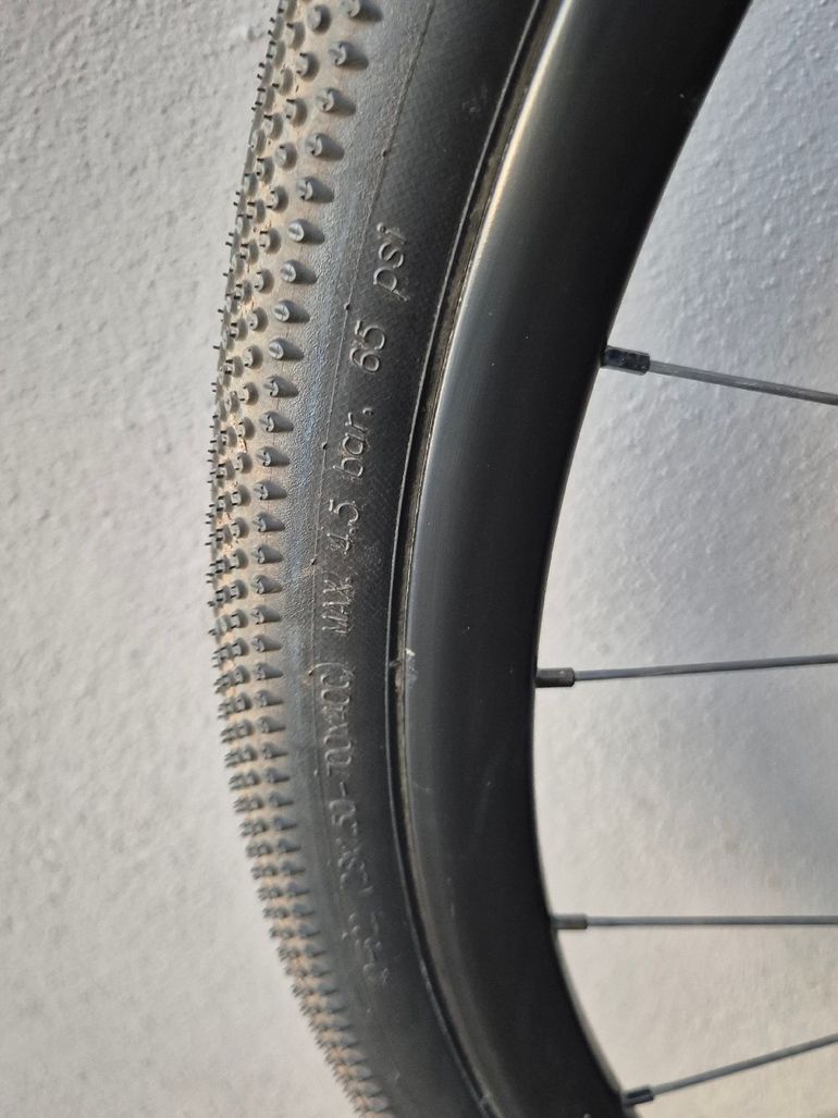 Used Giant Tcx Shimano GRX 2016 Road & Gravel, Light Gray — image 9 of 15