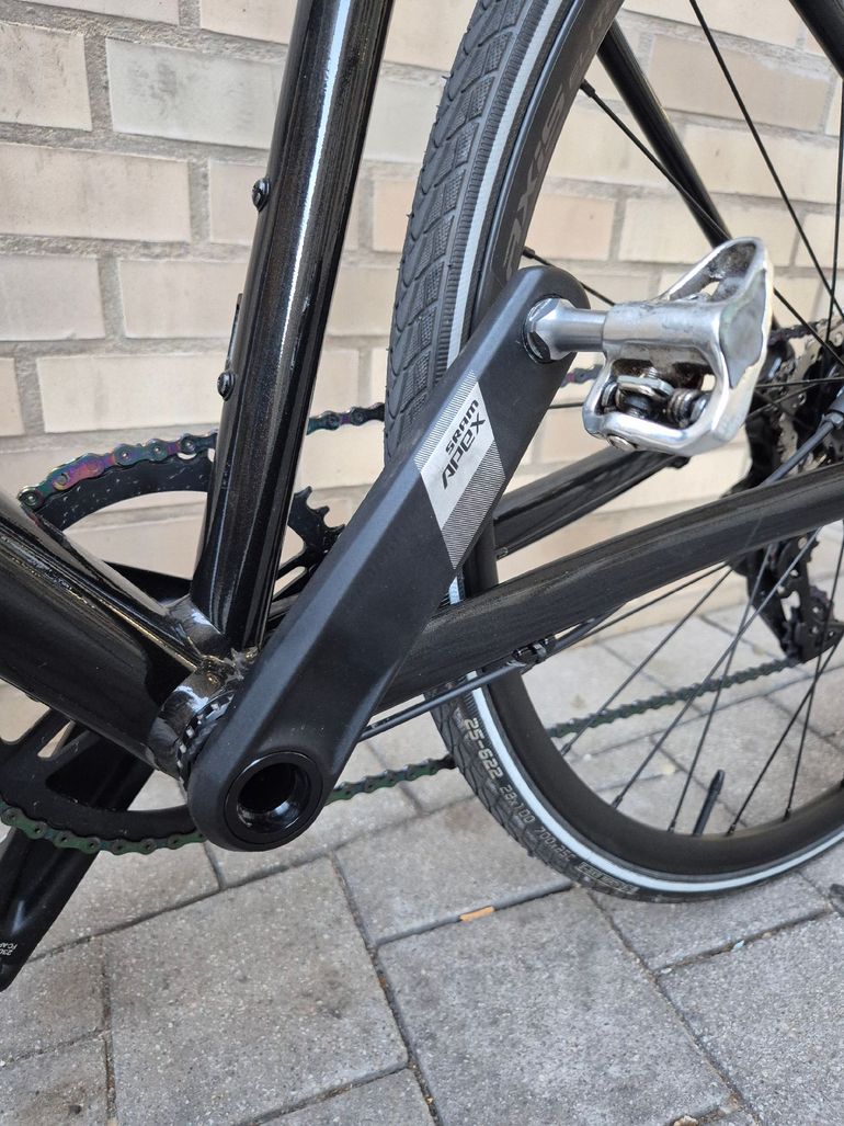 Used Specialized Diverge Comp E5 2025 2025 Road & Gravel, Black — image 8 of 15