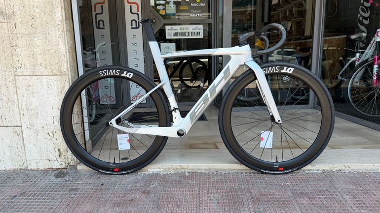 Used BH AEROLIGHT 8.0 2025 Frameset 2025 Road & Gravel, White — image 1 of 10