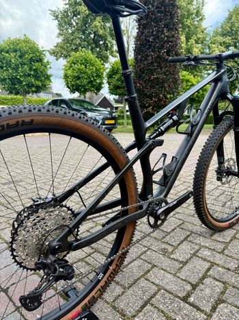 Brugt CUBE AMS ZERO99 C:68X, RACE 29 2025 2025 Mountainbike — billede 2 af 9