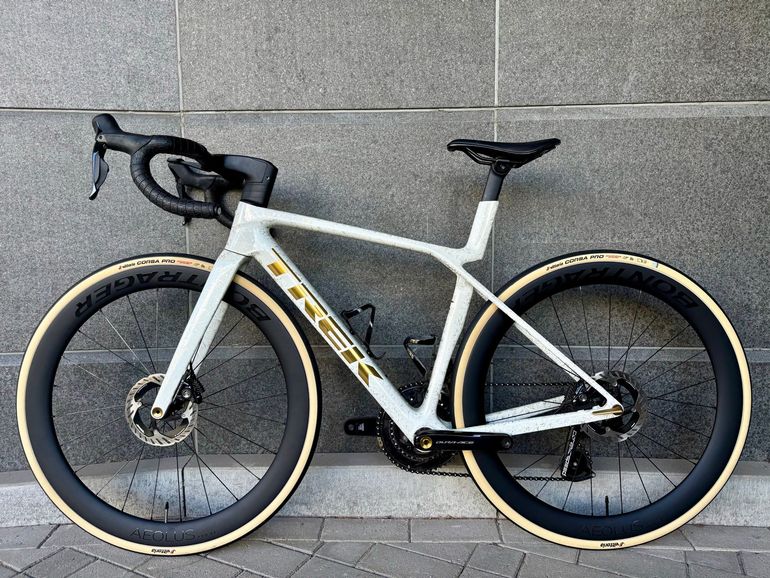 Käytetty Trek Madone Shimano Dura Ace Di2 2025 Road & Gravel — kuva 5 / 24