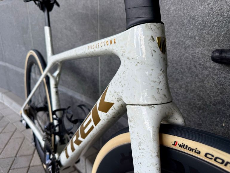Käytetty Trek Madone Shimano Dura Ace Di2 2025 Road & Gravel — kuva 4 / 24