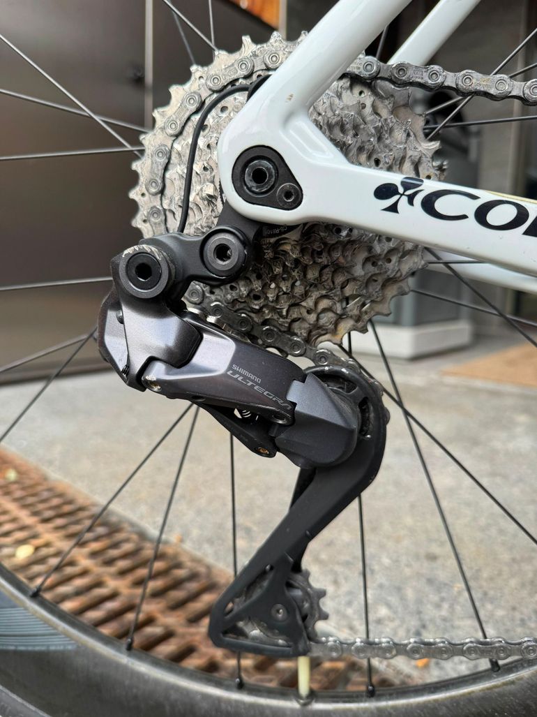 Used Colnago V3 Shimano Ultegra Di2 2022 Road & Gravel, White — image 3 of 7