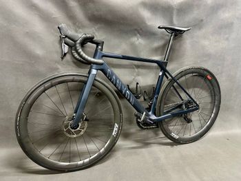 Used Canyon Ultimate CF SLX 8 AXS 2025 2025 Road & Gravel