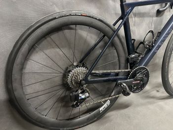 Used Canyon Ultimate CF SLX 8 AXS 2025 2025 Road & Gravel, Blue — image 5 of 20
