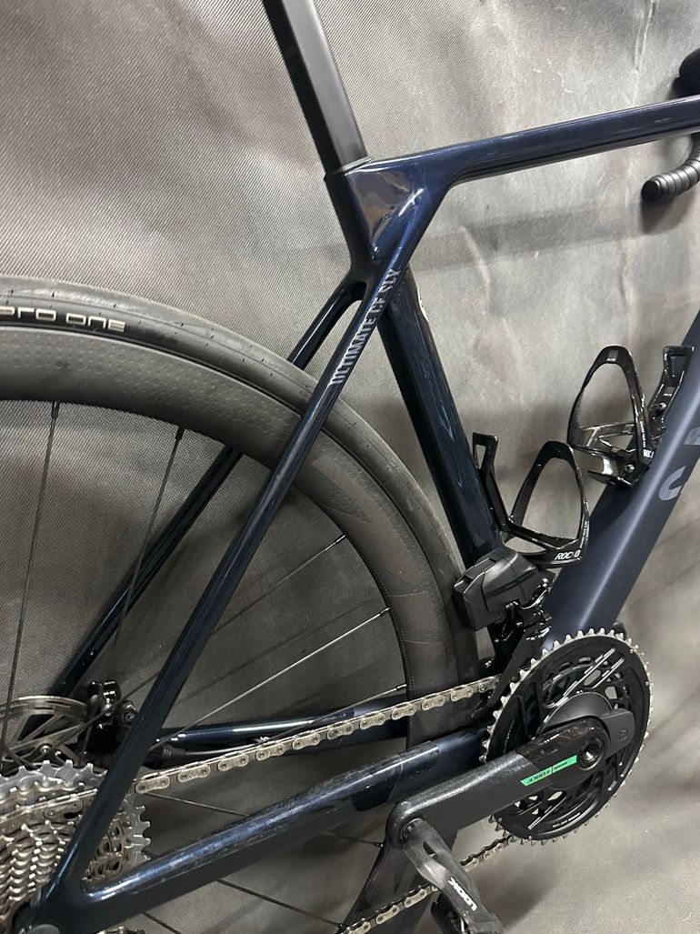 Used Canyon Ultimate CF SLX 8 AXS 2025 2025 Road & Gravel, Blue — image 8 of 20