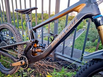 Käytetty Santa Cruz NOMAD XT / Air / Carbon C / 27.5 2022 2022 Mountainbike — kuva 4 / 11