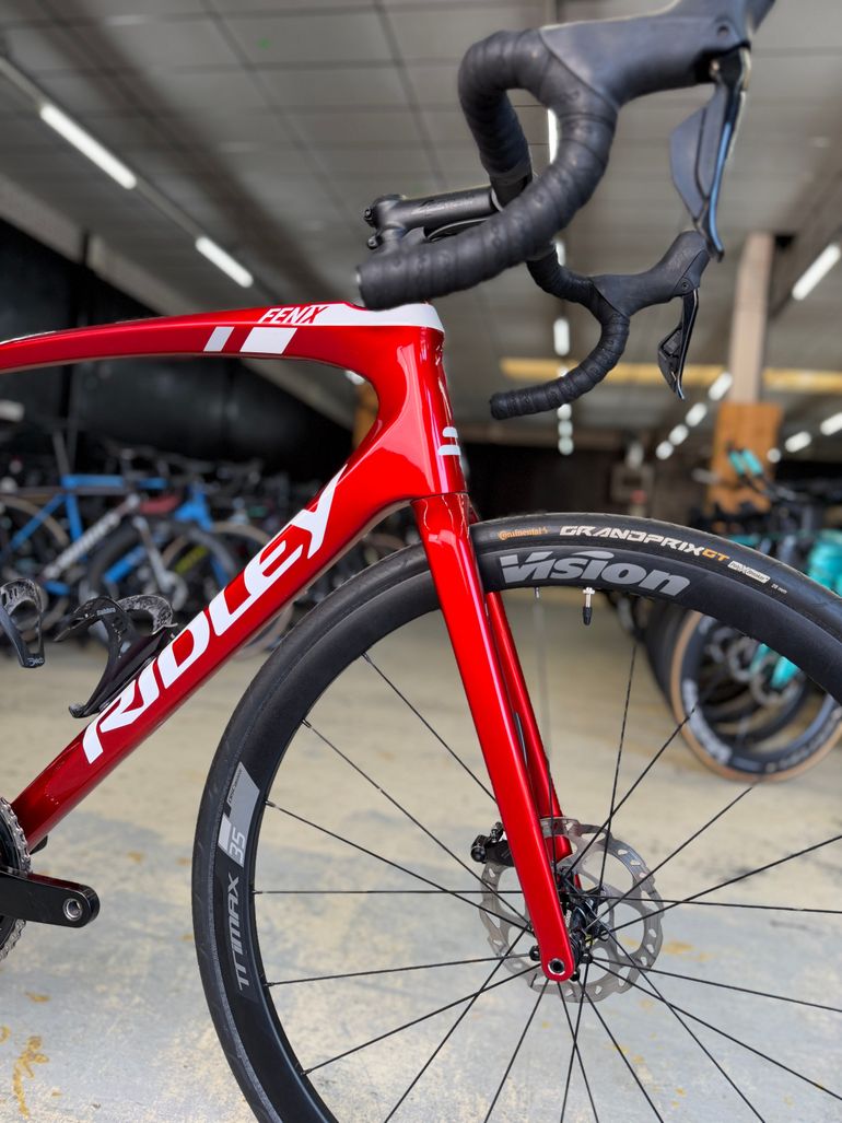Käytetty Ridley Fenix Disc - Shimano 105 DI2 // 2x12s 2024 2024 Road & Gravel — kuva 5 / 16
