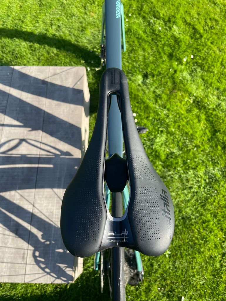 Used Canyon Aeroad CF SLX 8 Di2 2023 2023 Road & Gravel, Blue — image 5 of 6