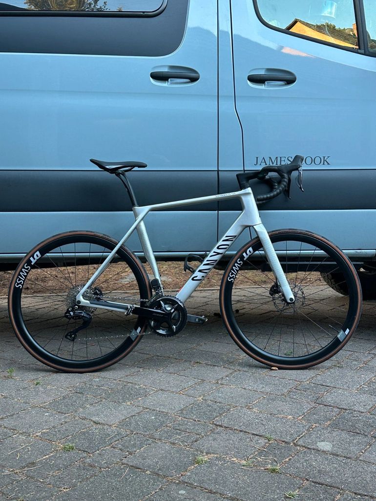 Used Canyon Endurace CF SLX 7 Di2 2026 2026 Road & Gravel, Light Gray — image 1 of 18
