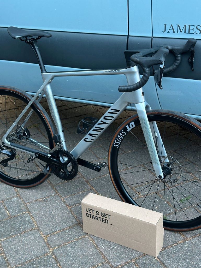 Used Canyon Endurace CF SLX 7 Di2 2026 2026 Road & Gravel, Light Gray — image 16 of 18