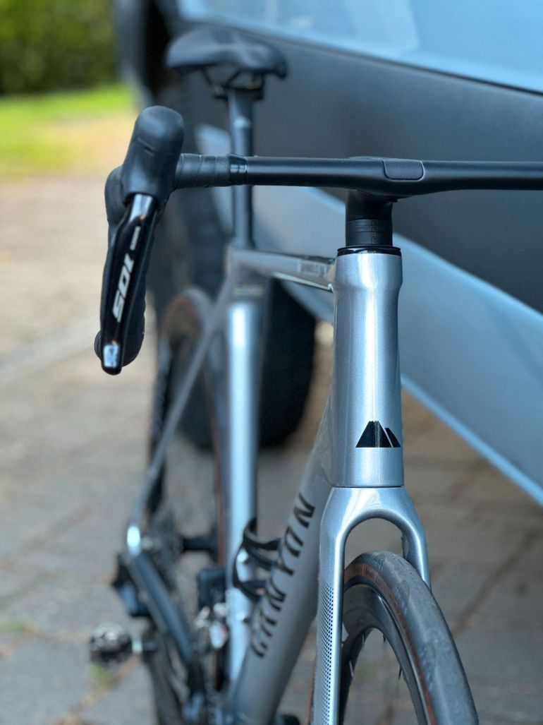 Used Canyon Endurace CF SLX 7 Di2 2026 2026 Road & Gravel, Light Gray — image 13 of 18