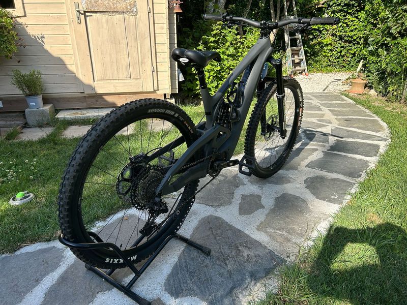 Used Evil Epocalypse XT 2023 2023 Mountainbike, Light Gray, 29 — image 3 of 12