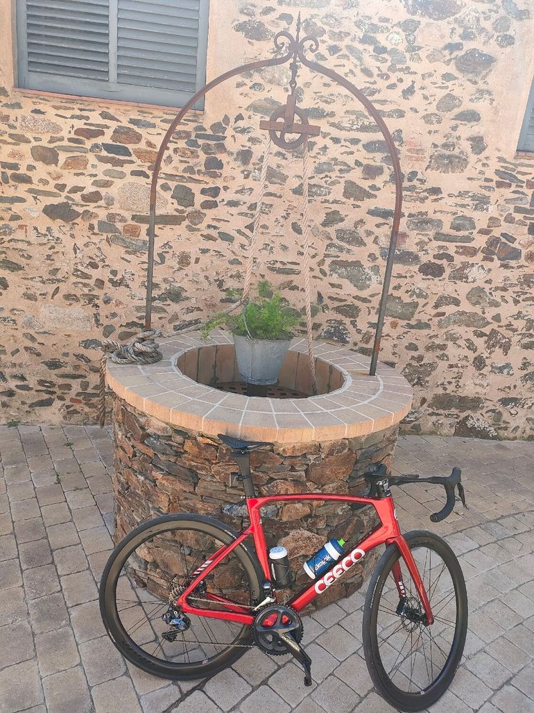 Used Ceepo Custom Shimano Ultegra Di2 2021 Road & Gravel, Red — image 5 of 7
