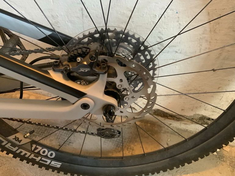 Tweedehands Canyon Neuron CF9 2021 Mountainbike — afbeelding 14 van 14