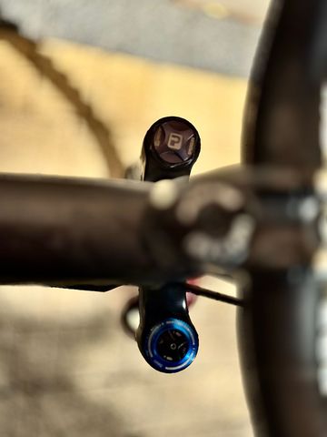 Used Specialized Enduro Comp 2021 2021 Mountainbike, Black — image 8 of 14