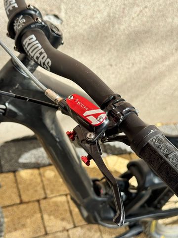 Used Specialized Enduro Comp 2021 2021 Mountainbike, Black — image 11 of 14