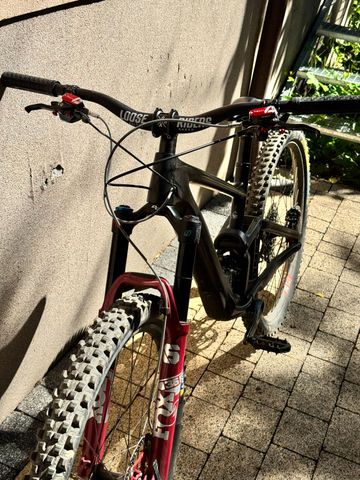 Used Specialized Enduro Comp 2021 2021 Mountainbike, Black — image 10 of 14