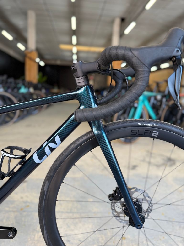 Used Liv Langma Advanced Disc 1+ Pro Di2 Carbon 2023 Road & Gravel, Green — image 6 of 23