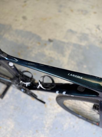 Used Liv Langma Advanced Disc 1+ Pro Di2 Carbon 2023 Road & Gravel, Green — image 13 of 23