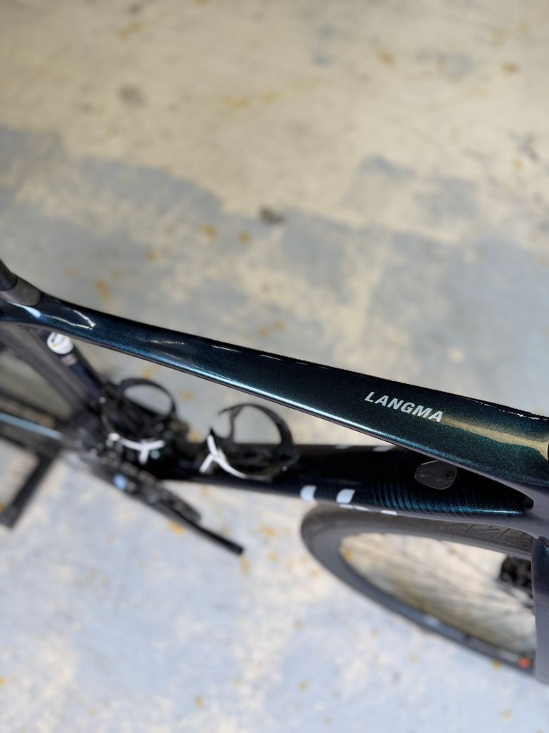 Used Liv Langma Advanced Disc 1+ Pro Di2 Carbon 2023 Road & Gravel, Green — image 13 of 23