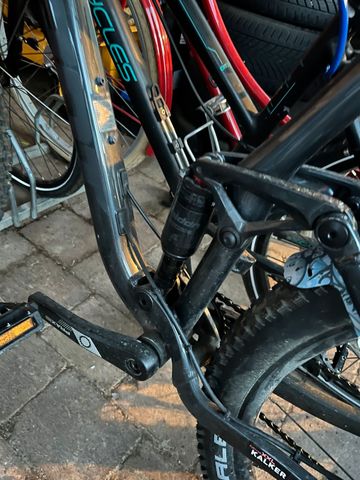 Used Giant Stance 2021 2021 Mountainbike, Black, 27.5 — image 5 of 10