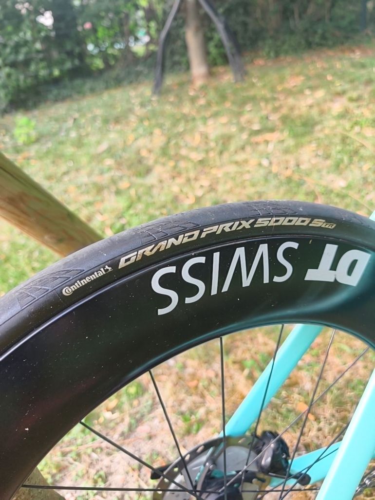 Käytetty Canyon Speedmax CF 8 Disc Di2 2021 2021 Road & Gravel — kuva 4 / 6