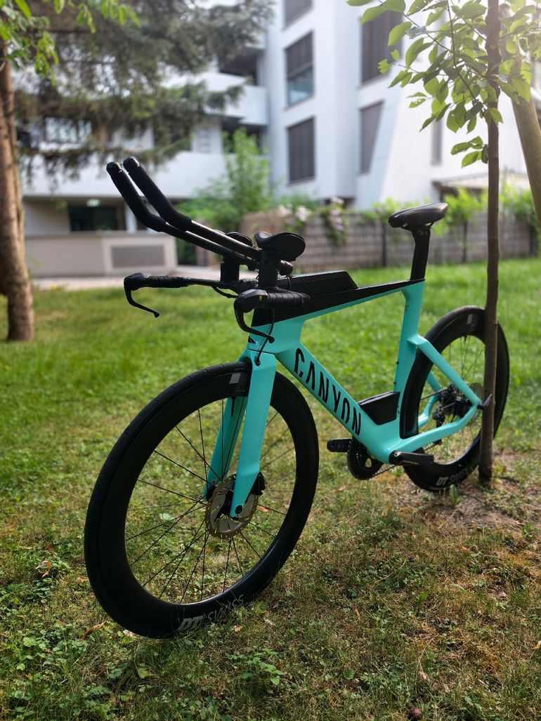 Käytetty Canyon Speedmax CF 8 Disc Di2 2021 2021 Road & Gravel — kuva 2 / 6