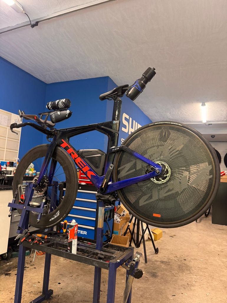 Used Trek Speed Concept Slr7 Axs Frameset 2025 Road & Gravel, Black — image 1 of 11