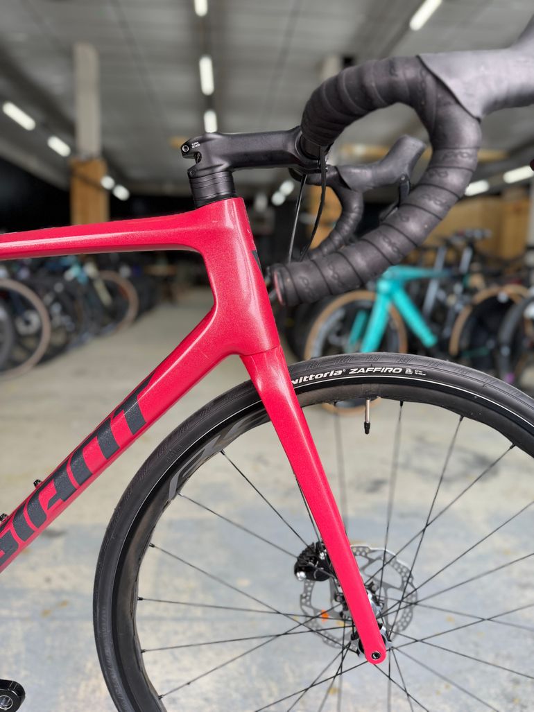 Used Giant TCR Di2 Carbon 2022 Road & Gravel, Purple — image 7 of 24