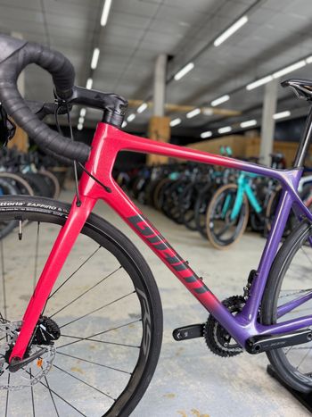 Used Giant TCR Di2 Carbon 2022 Road & Gravel, Purple — image 16 of 24