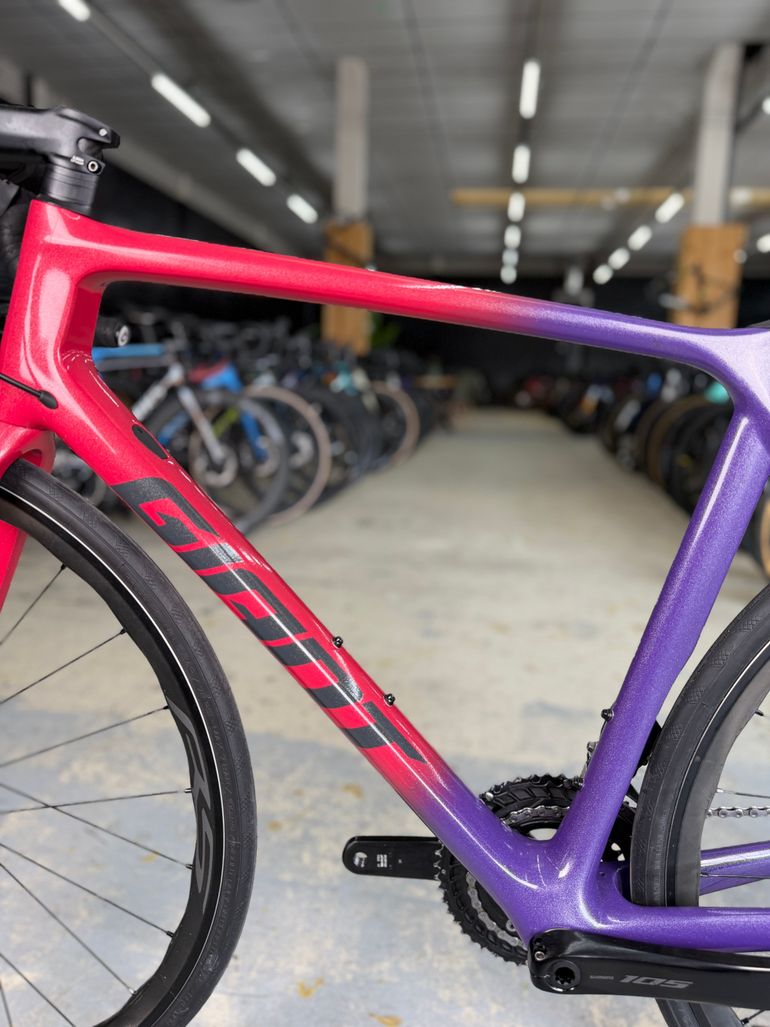 Used Giant TCR Di2 Carbon 2022 Road & Gravel, Purple — image 19 of 24