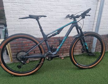 Brugt Canyon Lux Trail CF 7 2023 2023 MTB