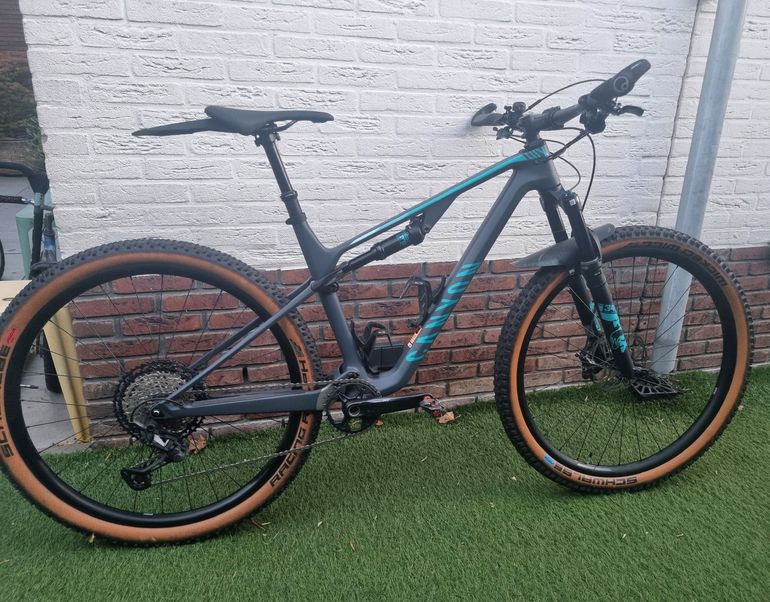 Brugt Canyon Lux Trail CF 7 2023 2023 Mountainbike — billede 1 af 11