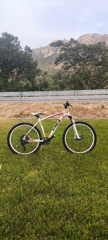 Gebrauchtes BH Custom Shimano Altus 2012 MTB