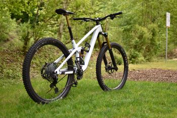 Gebrauchtes CUBE STEREO ONE77 C:68X SLT 29 2024 2024 Mountainbike, Weiß, 29 — Bild 4 von 19