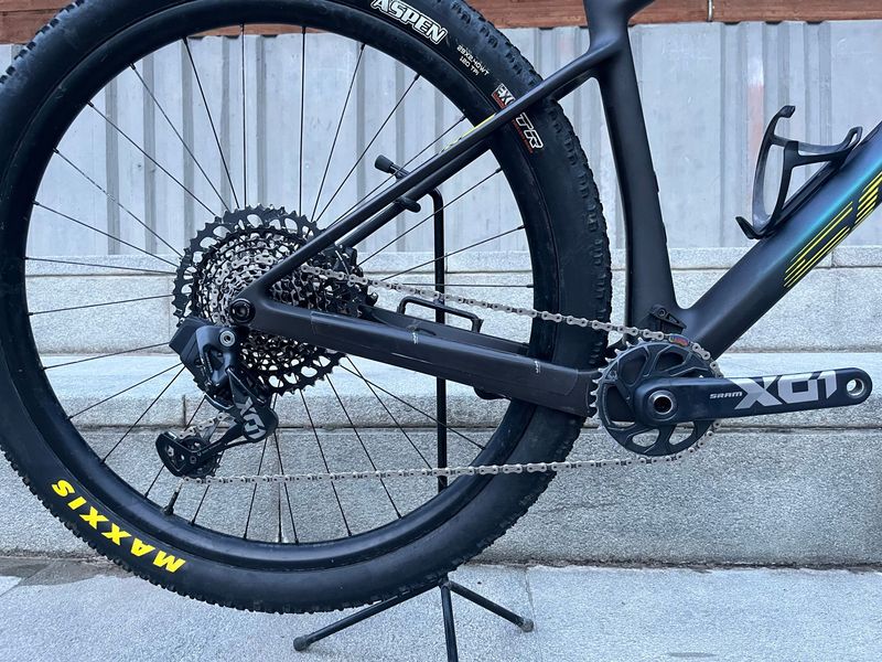 Używany Scott Scale RC World Cup 2024 2024 Mountainbike — zdjęcie 3 z 3