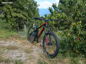 Tweedehands Trek Remedy 9.7 27.5 2018 2018 Mountainbike — afbeelding 5 van 12
