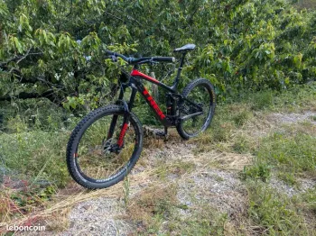 Tweedehands Trek Remedy 9.7 27.5 2018 2018 Mountainbike — afbeelding 3 van 12