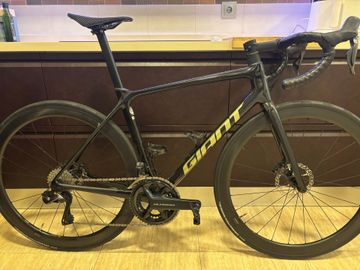 Brugt Giant TCR Advanced Pro Disc 0 Di2 2024 2024 Road & Gravel