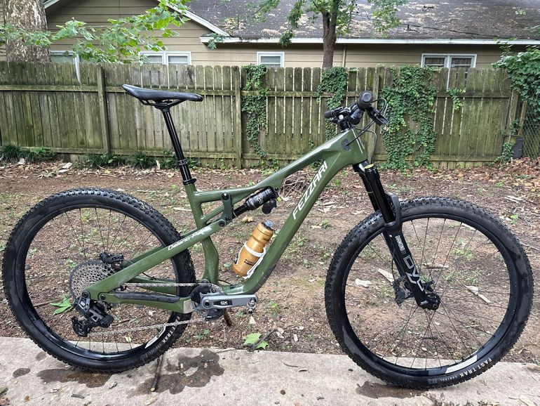 Used Fezzari Delano Peak SRAM GX Eagle AXS 2023 Mountainbike, Green — image 1 of 5