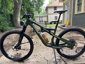 Used Fezzari Delano Peak SRAM GX Eagle AXS 2023 Mountainbike, Green — image 2 of 5