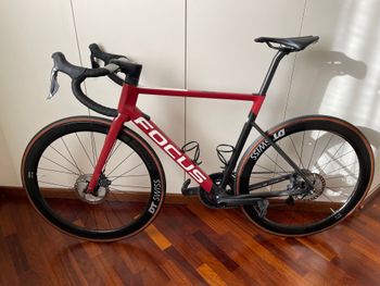 Used Focus IZALCO MAX DISC 9.6 2021 2021 Road & Gravel, Red — image 2 of 9