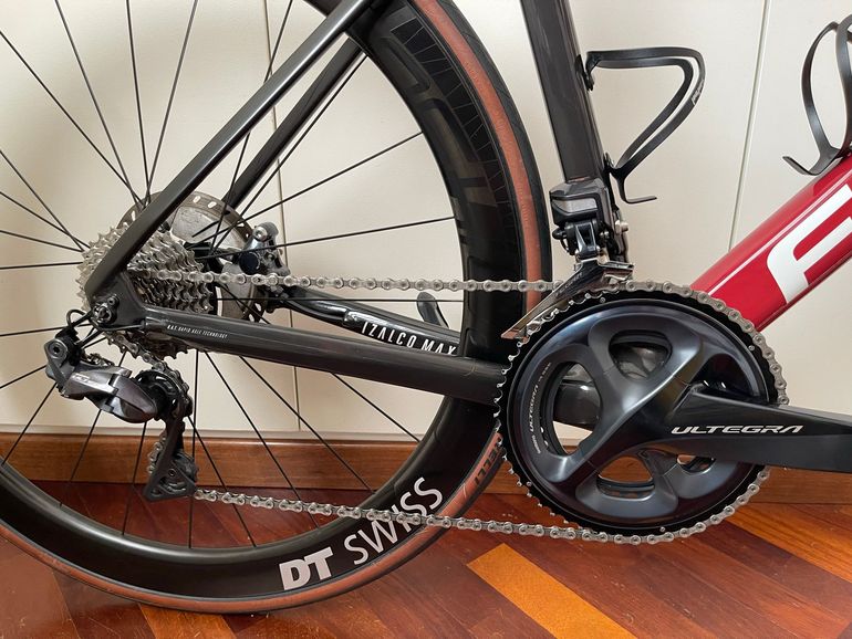 Used Focus IZALCO MAX DISC 9.6 2021 2021 Road & Gravel, Red — image 4 of 9