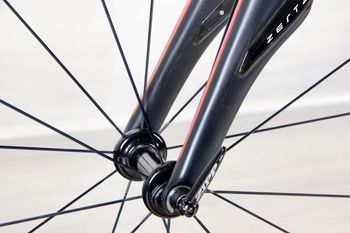 Used Specialized S-works Roubaix SL4 2014 Road & Gravel, Black — image 16 of 17