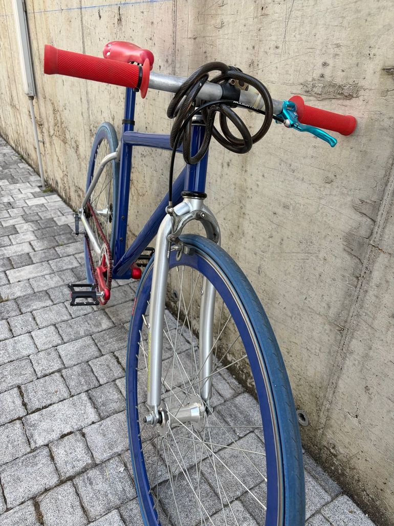 Used Fixed Custom 2010 Urban, Blue — image 7 of 8