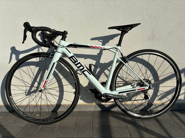 Tweedehands BMC Teammachine Shimano Ultegra 2016 Road & Gravel — afbeelding 2 van 6