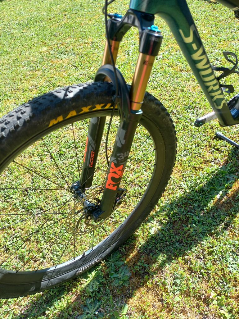 Used Specialized S-Works Epic World Cup - SRAM XX SL AXS, RockShox Ultimate 2024 2024 Mountainbike, Black, 29 — image 6 of 7
